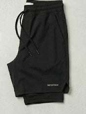 25 Wearing Men Waterproof Shorts