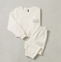 25 Wearing Women's Soft Tracksuit