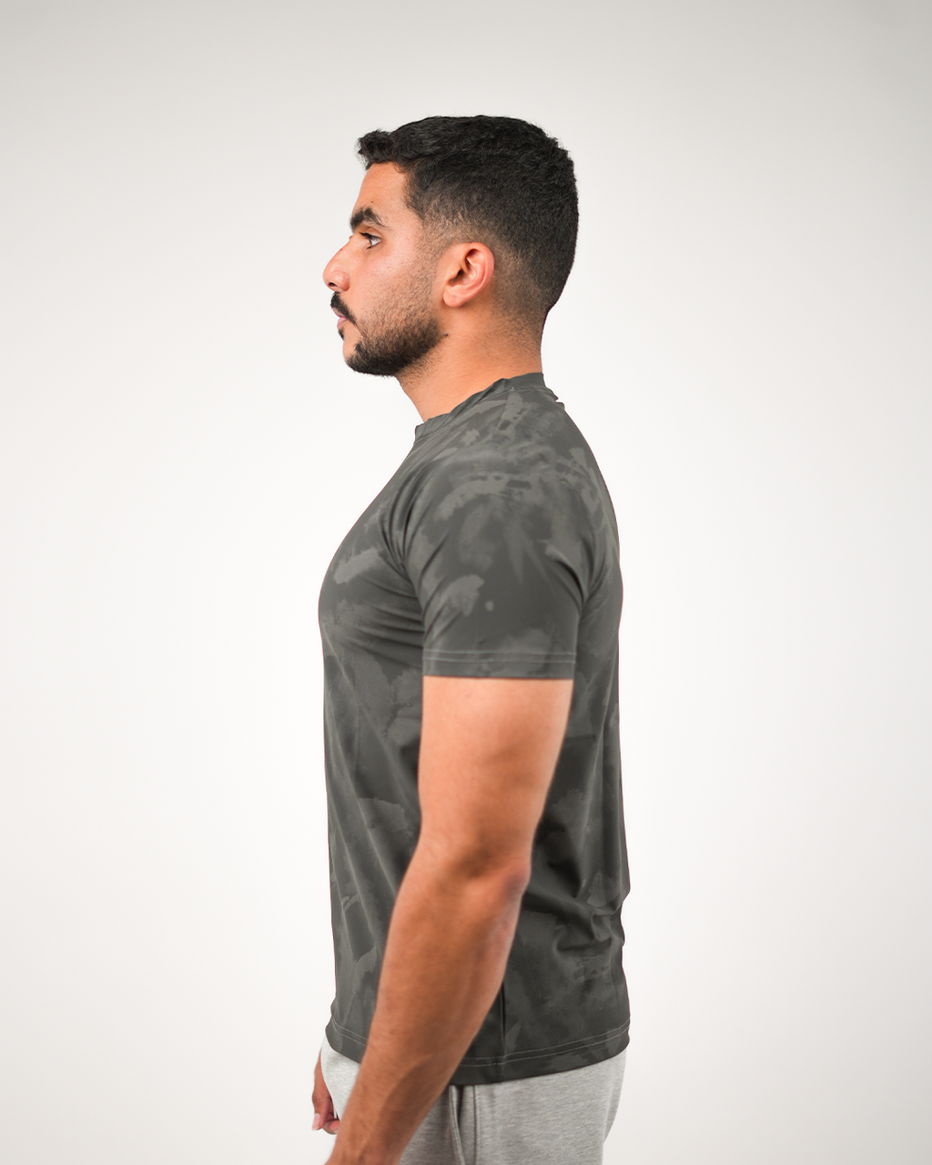 25 Wearing Men Soft T-Shirt Black