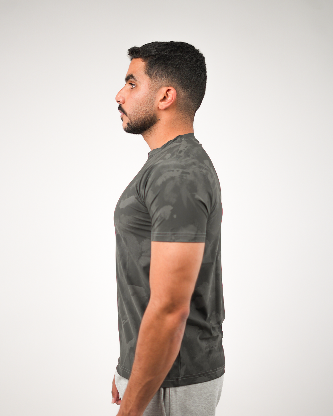 25 Wearing Men Soft T-Shirt Black